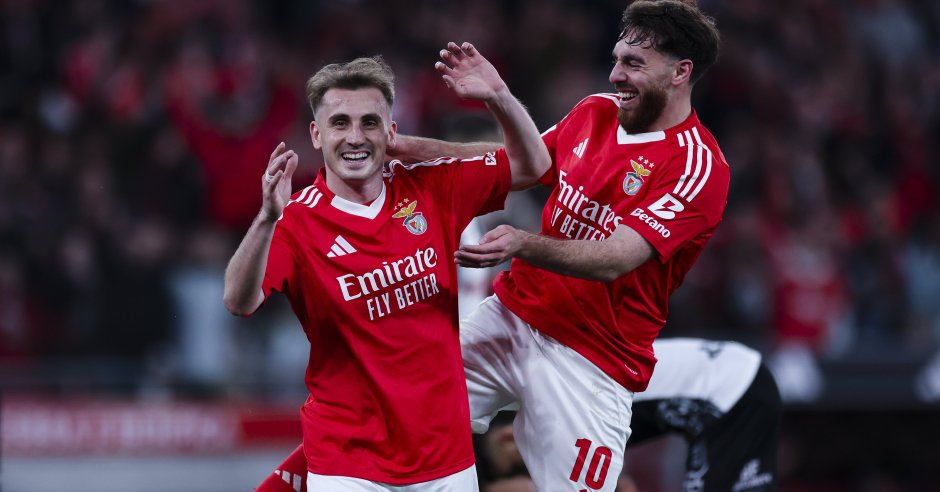 Benfica&#039;s Kerem Aktürkoğlu celebrates with teammate Orkun Kökçü (R) after scoring the 3-1 goal during the first league match between SL Benfica and Farense, Lisbon, Portugal, April 2, 2025. (EPA Photo)