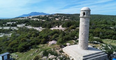 A general view of the Patara lighthouse, Antalya, Türkiye, April 15, 2025. (AA Photo)