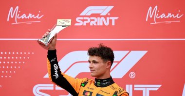 Sprint winner Lando Norris of Great Britain and McLaren lifts his trophy during the Sprint ahead of the F1 Grand Prix of Miami at Miami International Autodrome, Miami, U.S., May 3, 2025. (AFP Photo)