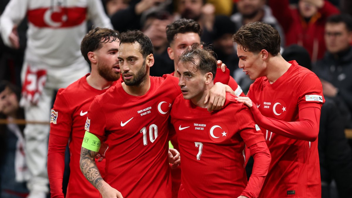 Turkish players celebrate during the UEFA Nations League 2024/25 League A/B playoffs 1st leg match against Hungary at Rams Park Stadium, Istanbul, Türkiye, Feb. 20, 2025. (Getty Images Photo)